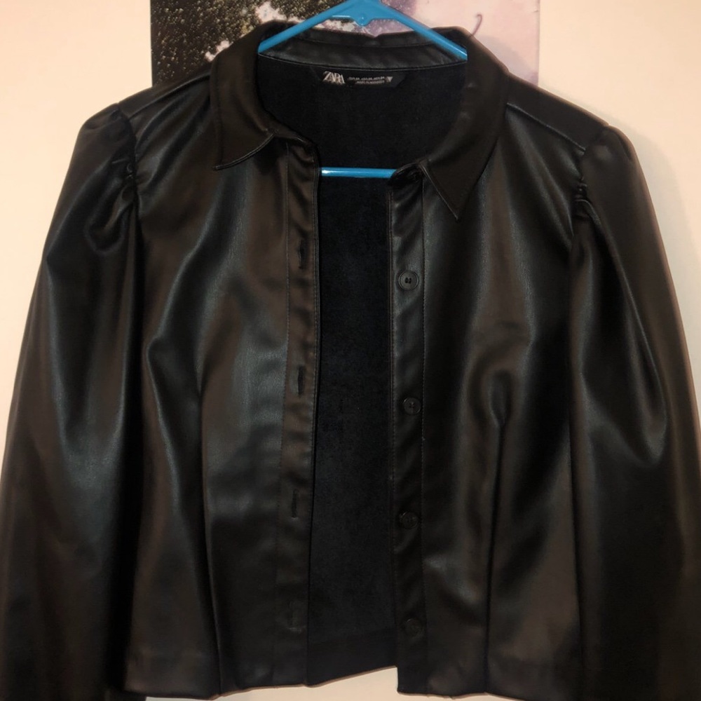 Zara leather jacket 😎